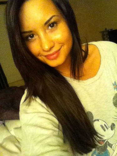 demi lovato 2011 pics. demi lovato 2011. Demi Lovato 2011 New Hair