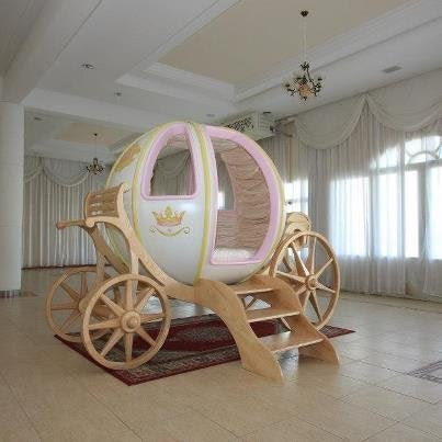 Life size Cinderella carriage bed - by grosa @ LumberJocks.com ...