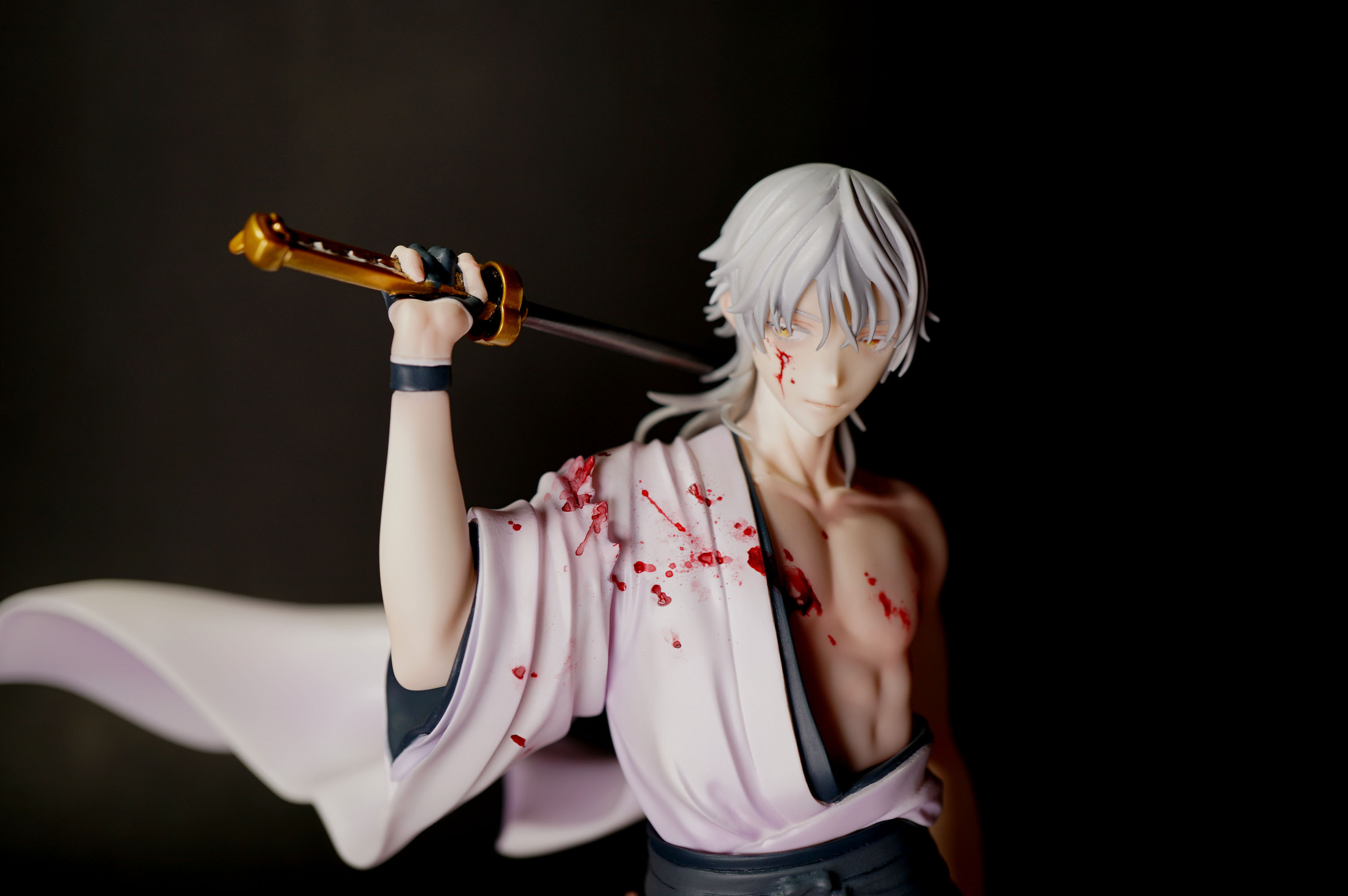 鶴丸国永 Scarlet
