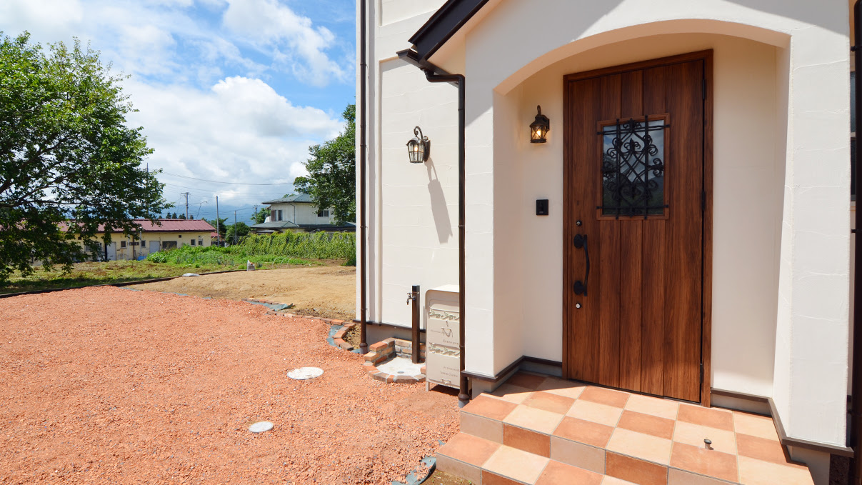 自然素材満載でシンプルデザインのローコスト住宅で可愛い家 ローコスト住宅で漆喰のかわいい家 ベリーズのおうち 公式本部