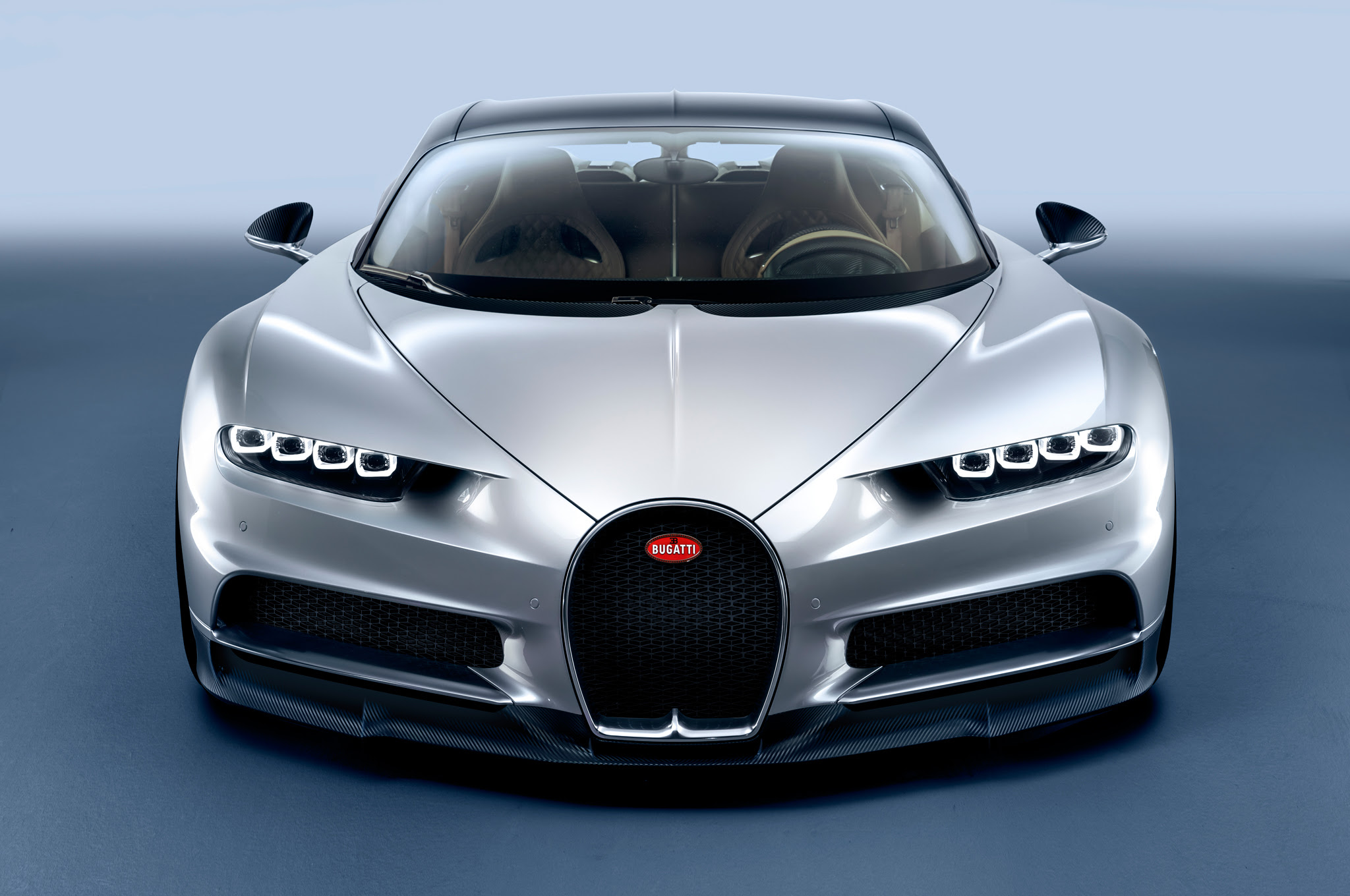 2017 Bugatti Chiron front end