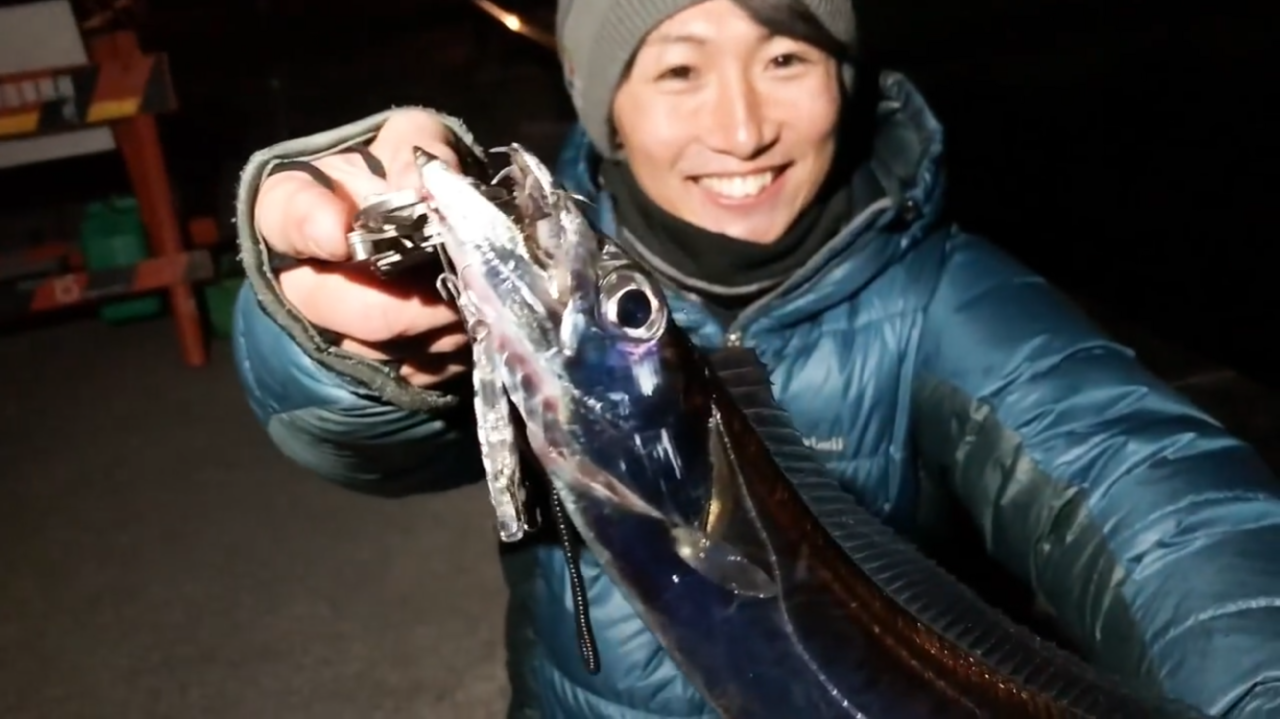 タチウオ釣りの時期 ルアー 岸からのタチウオ徹底攻略 六畳一間の狼ブログ