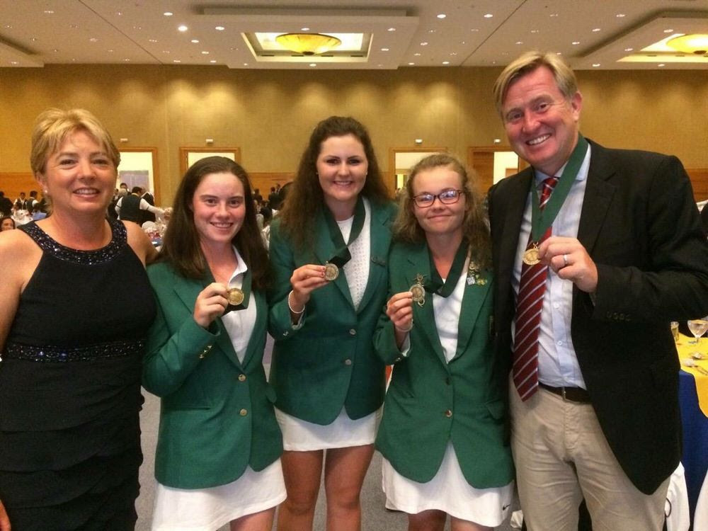 Annabel Wilson with the Irish contingent after winning Ireland's first medal. a bronze, in the 2016 World Amateur Team Championships in Mexico.