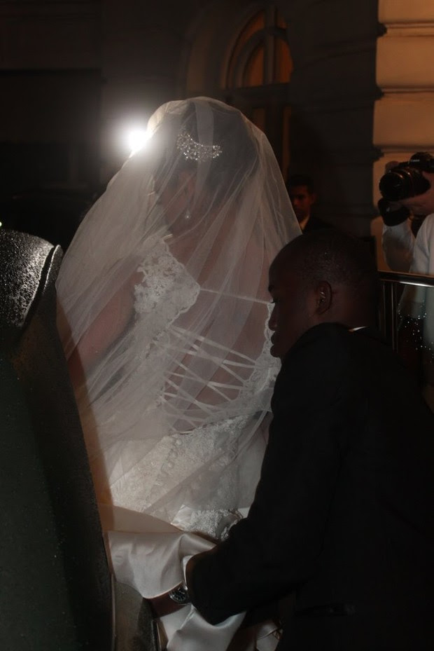 Detalhe do vestido de Gracyanne (Foto: Fábio Martins/Agnews) Detalhe do vestido de Gracyanne (Foto: Fábio Martins/Agnews)