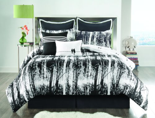 Christmas Sunset and Vine Woodland 6-Piece XL Twin Comforter Set, Black/White Deals