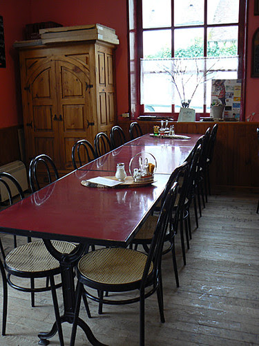 le bec fin, grande table.jpg