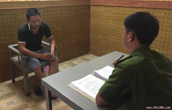  Đối tượng Nguyễn Thành Nhân tại cơ quan điều tra - ảnh Công an cung cấp