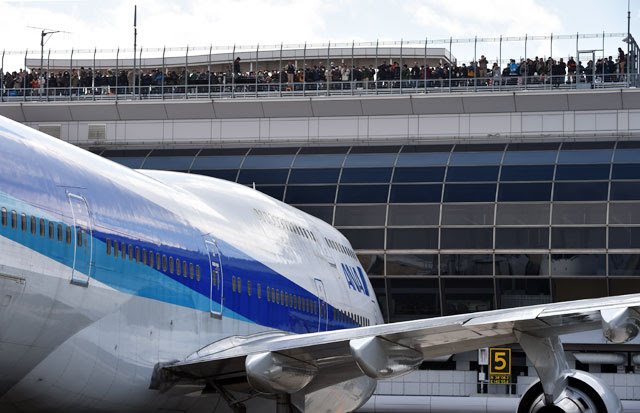 Ana 仙台と福島で747卒業フライト 両空港でローパスも