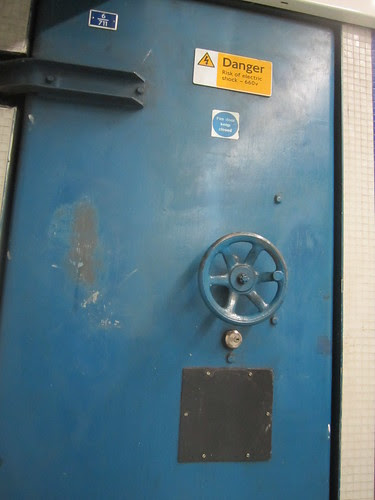 Lovely Tube Door