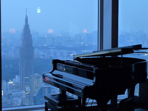 city, lifestyle, night lights, piano, skyline