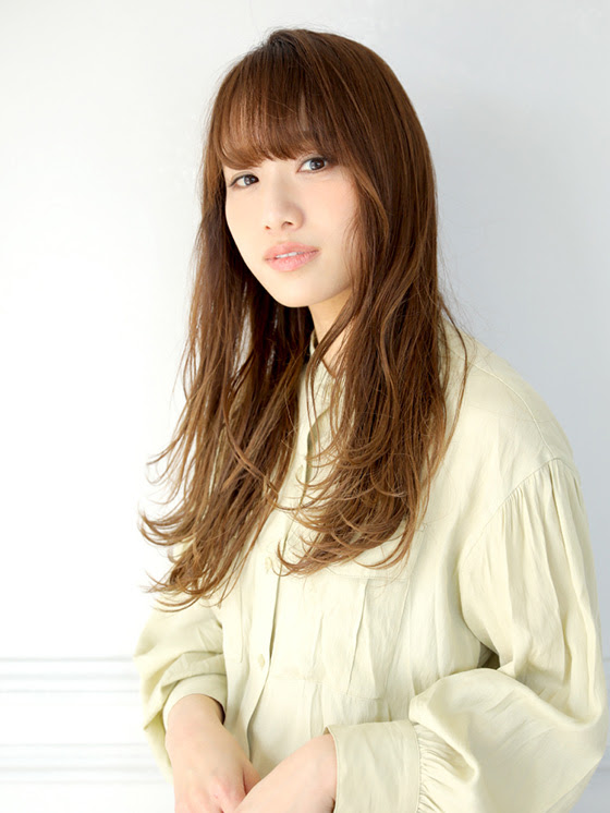 ゆるふわウェーブ のヘアスタイル詳細ページ 滋賀県大津市の美容室タバヘアー Taba Hair タバヘアー ドリ Taba Hair Dori
