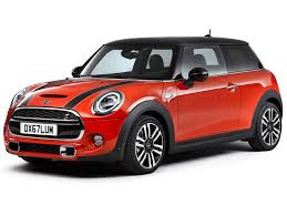 女性が乗るとかっこいい車5選 人気国産車から外車までを徹底解説 クルマーク