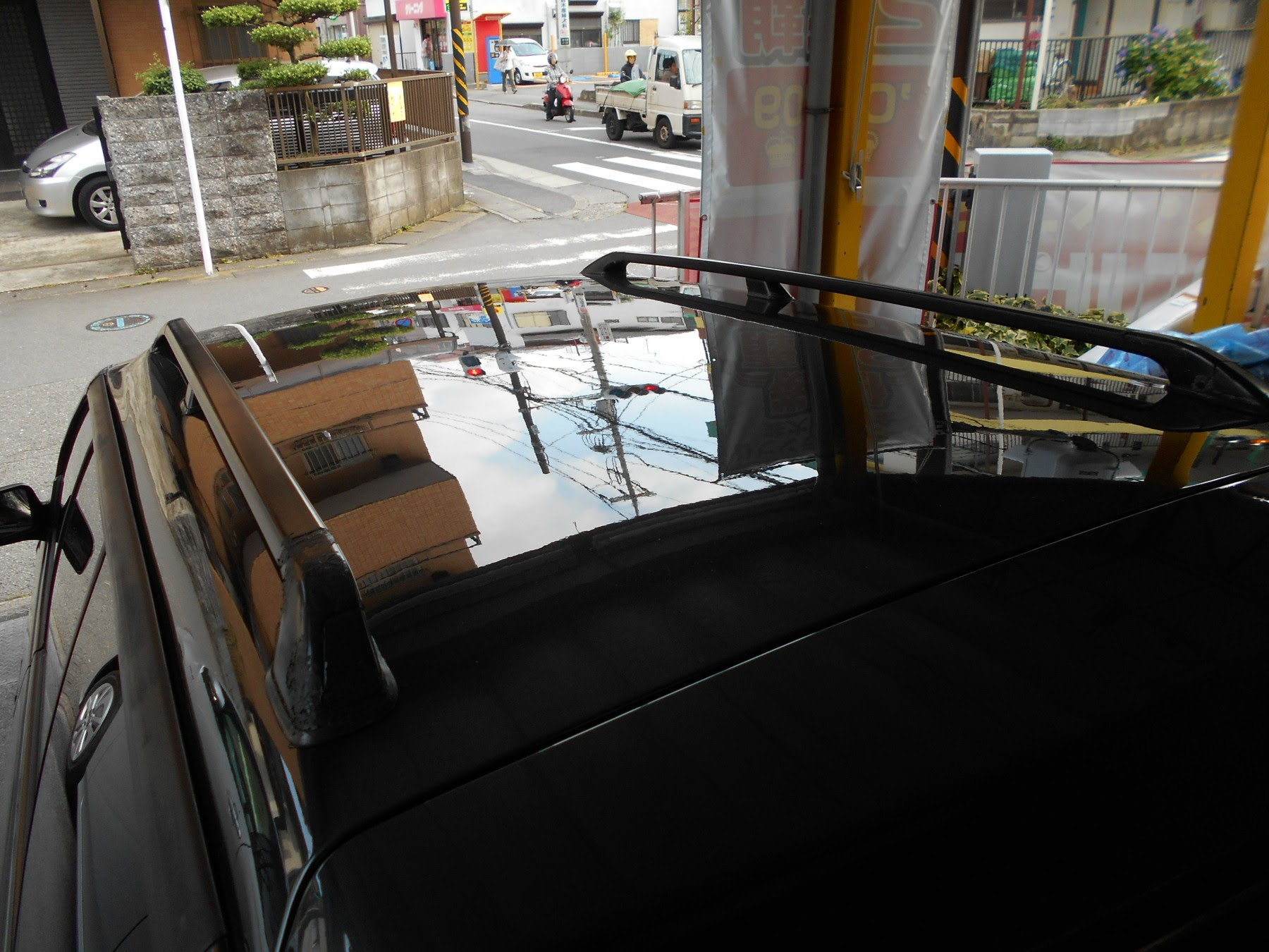 ルーフ 色あせ 経年劣化 剥がれ 塗装の修理代は