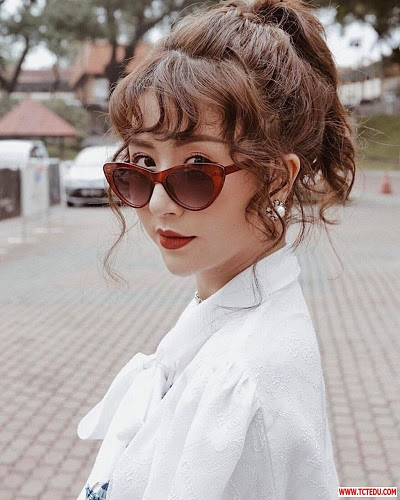 m9 15045118889701 Muốn trẻ như không tuổi, đơn giản nhất là bạn hãy cắt tóc mái!