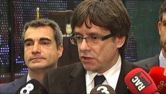 Puigdemont en una visita a la Fira de la Candelera a Molins de Rei