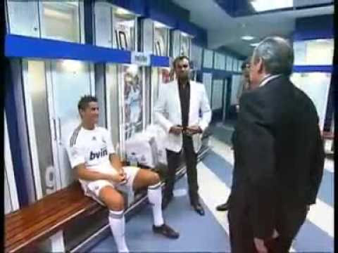 cristiano ronaldo madrid presentation. Cristiano Ronaldo presentation summary (EXCLUSIVE FOOTAGE). Jul 11, 2009 5:36 PM. Extra footage of Cristiano Ronaldo#39;s presentation at Madrid.