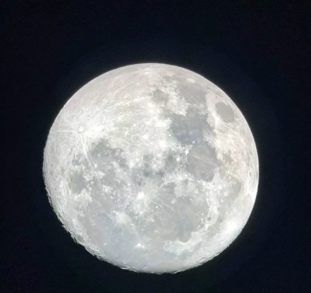 乏人问津的无主之地 改变世界观的乌鲁鲁四天三晚 马蜂窝