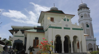 Masjid Baiturrahim, Banda Aceh (Foto: Okezone/Salman Mardira)