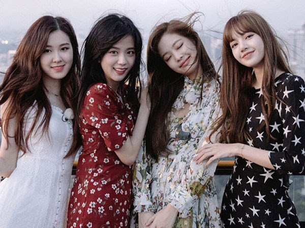 Manisnya Member Blackpink Beri Kejutan Di Hari Terakhir Jisoo Jadi Mc Inkigayo