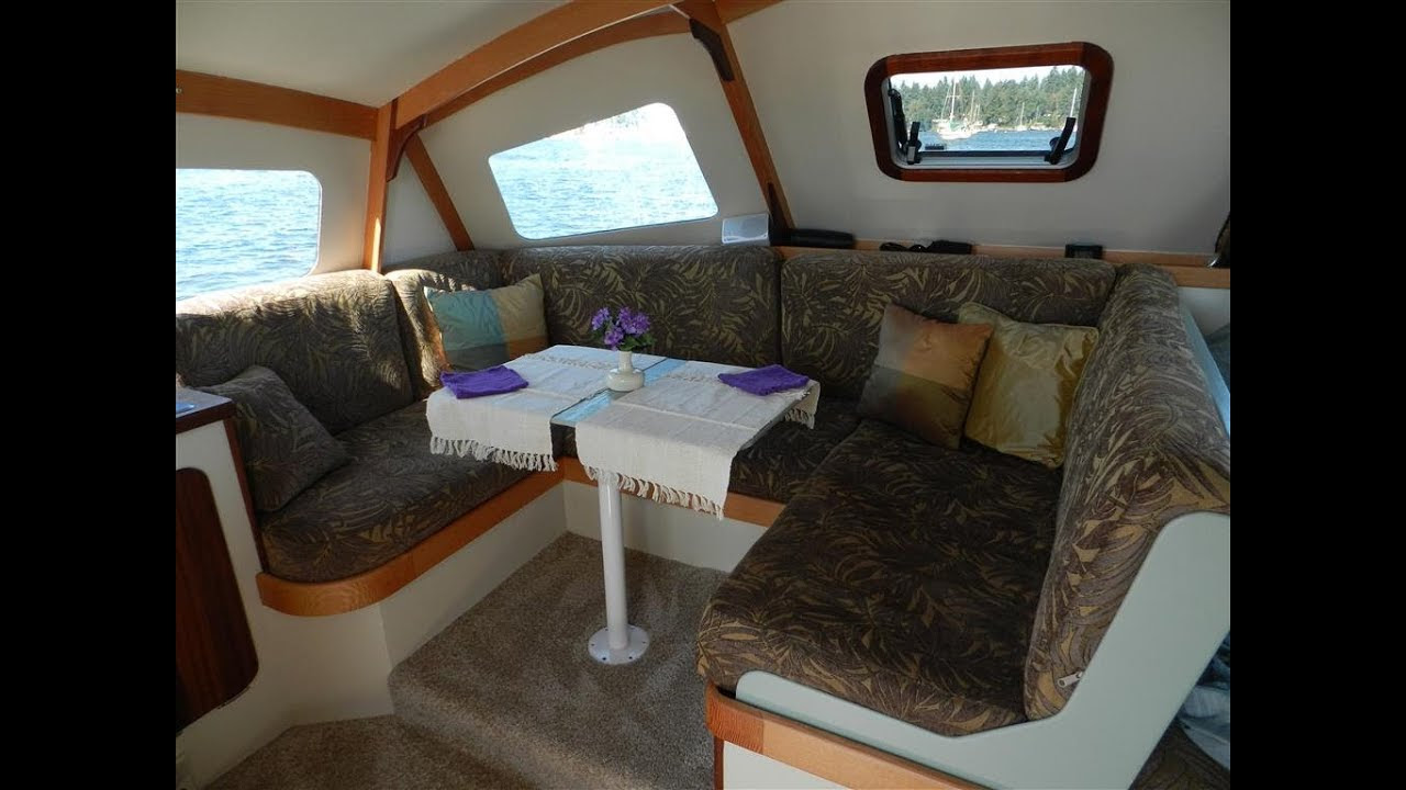 Skoota28 power catamaran walkround interior and deck - YouTube