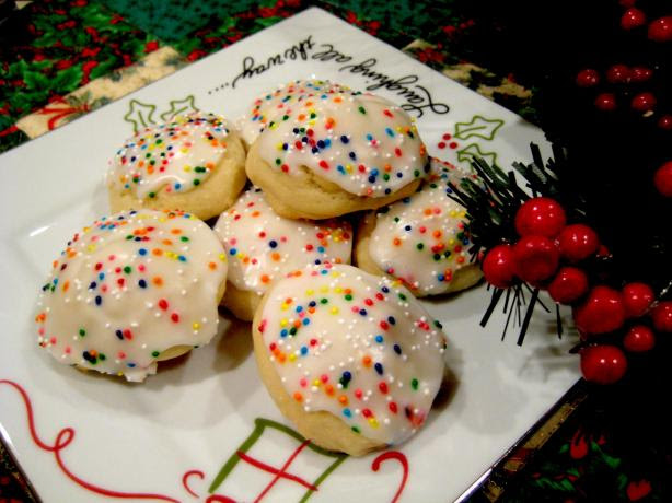 Italian Anise Cookies With Icing And Sprinkles Recipe ...