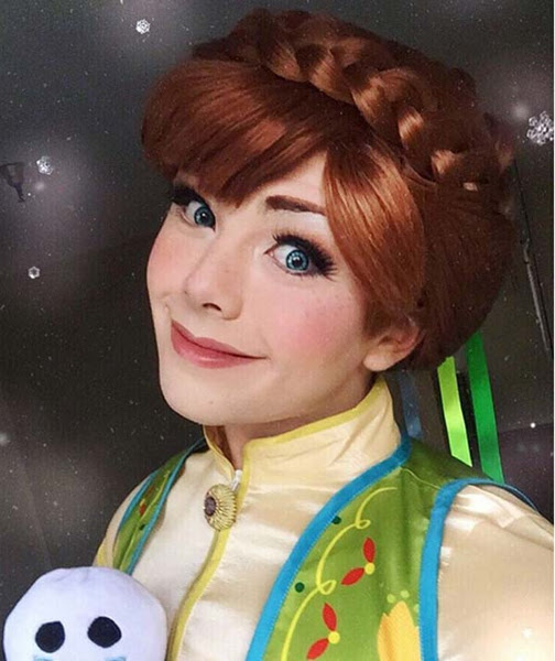 美しいディズニープリンセスはなんと男性コスプレイヤー 3 人民網日本語版 人民日報
