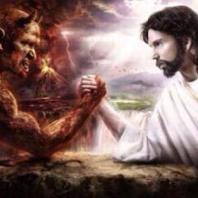 工ロいことを思い付いた時だけは 俺の中の天使と悪魔は結構すぐに手を組む 15年08月04日の人物のボケ ボケて Bokete