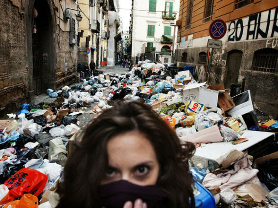 世界遺産もゴミに埋もれる イタリア ナポリのゴミ放置 過去最高の１万トン以上に Just Reblog Wordpress