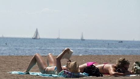 hi-sunbathe-beach-852-cp-04
