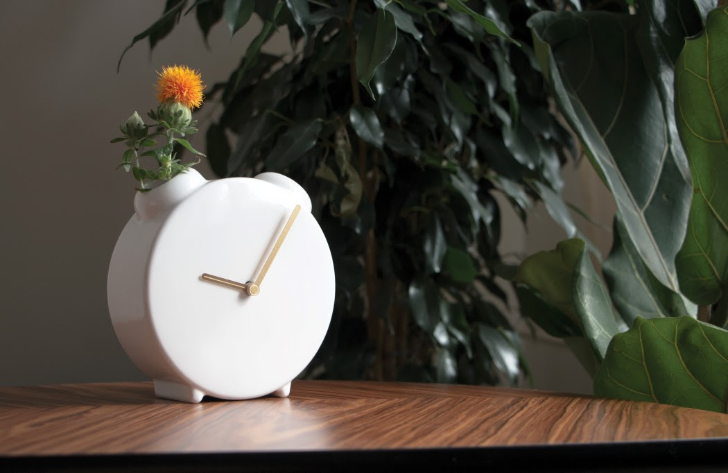clock_vase_1