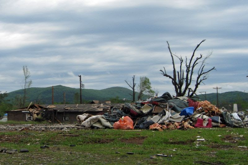 Mena Tornado 2009 64