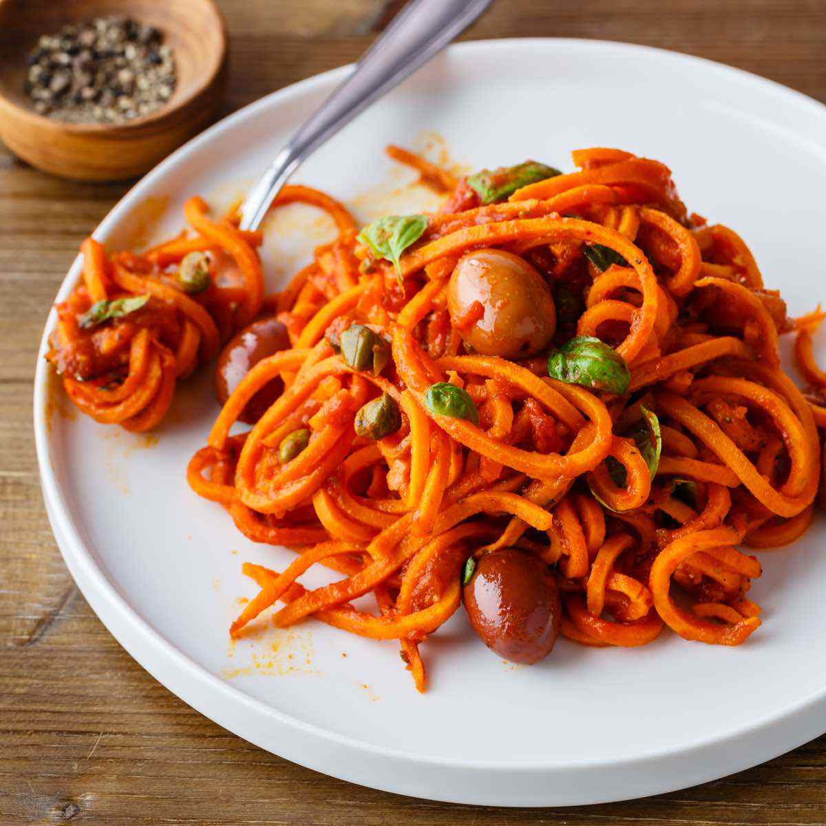 Paleo Pasta Puttanesca with Sweet Potato Noodles | Paleo Grubs