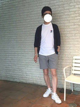 グレーのショートパンツのメンズコーデ2020 人気のグレーショート