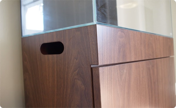 オシャレで機能性も抜群 水槽台 Cube A Stump をご紹介 主役は水草