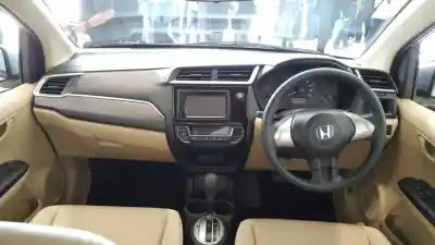 Fitur Dan Perbedaan Tiap Varian Honda Mobilio Facelift