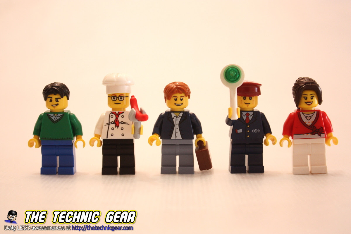 60050legotrainstation2014minifigs  The Technic Gear