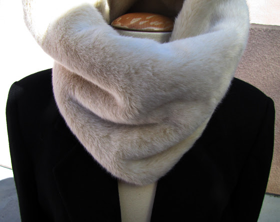 DIY-fur-neck-warmer, neck round, fur neck funnel, neck tube, scarf, fur scarf, neck round, faux fur neck snood