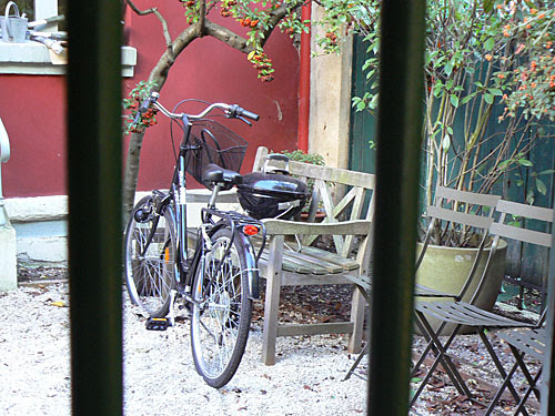 vélo hameau d'alleray.jpg