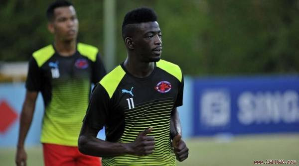 Hậu vệ người Pháp tự tin bắt bài Vũ Minh Tuấn