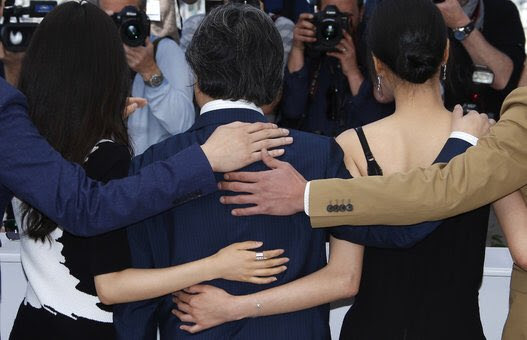 김태리 김민희 아가씨 배우 예쁘다 박찬욱 하정우 사진 조진웅 김민희와 영화 elaland