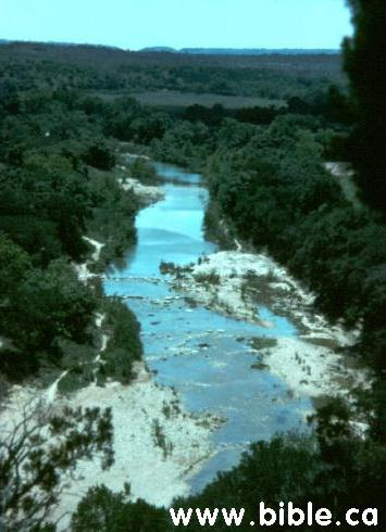 This rapidly flowing river runs through the middle of Dinosaur Valley State 