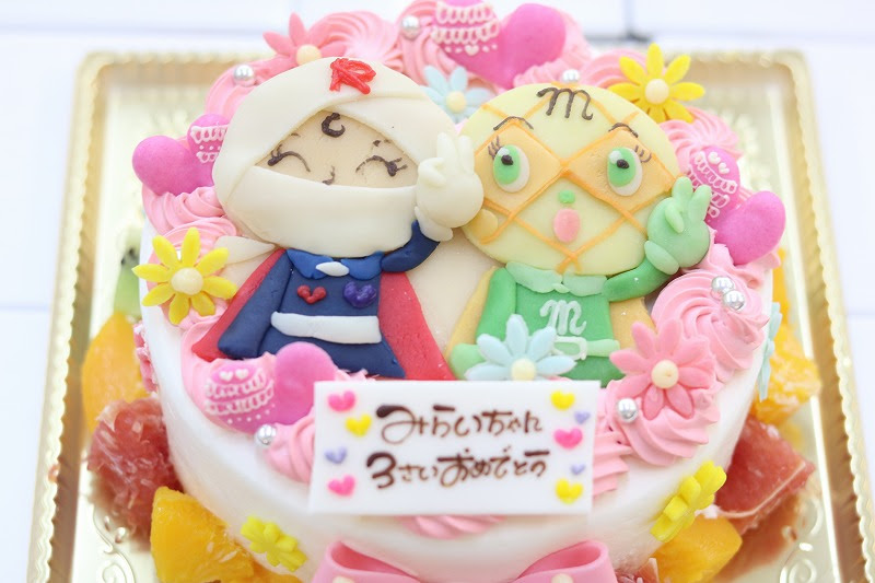 バースデーロリアン デコレーションケーキ キャラクターケーキ 似顔絵ケーキは当店にお任せ下さい