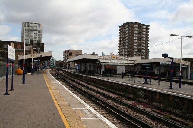 Elephant & Castle station © Dr Neil Clifton :: Geograph ...