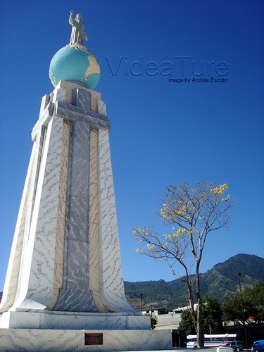 Video Nuevo| Plaza Las Américas, Monumento al Divino El Salvador del Mundo