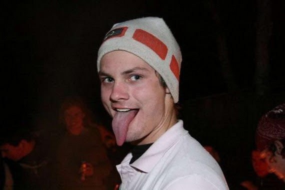 Longest tongues of the world (68 pics)