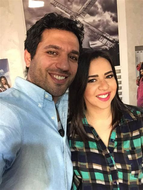 حرصت الفنانة دنيا سمير غانم، على توجيه رسالة لزوجها الإعلامي رامي رضوان، بمناسبة عيد ميلاده. Ø­Ø³Ù Ø§ÙØ±Ø¯Ø§Ø¯ ÙØ±Ø¯ Ø¨ÙÙØ© Ø¹ÙÙ Ø®Ø¨Ø± Ø²ÙØ§Ø¬Ù ÙÙ Ø¥ÙÙÙ Ø³ÙÙØ± ØºØ§ÙÙ | ÙÙÙØ¹