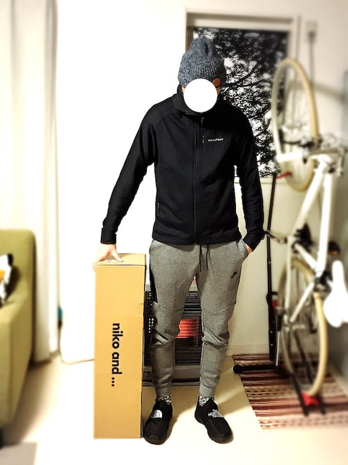 モンベルコーデアウトドアmixファッション 一点使いが吉 Lv333