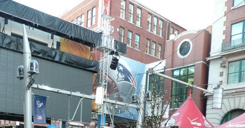 Sparkling: Indianapolis is getting into the Super Bowl spirit