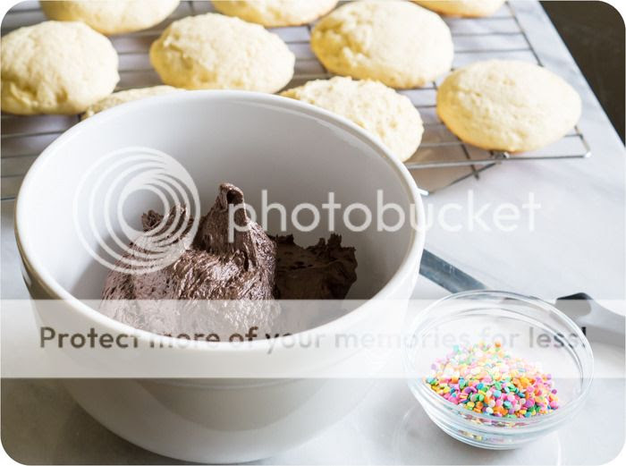 cake cookies with Nutella frosting