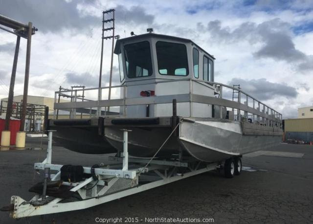 Tri Hull Aluminum Pontoon, Work boat/ Pumper boat - Custom ...